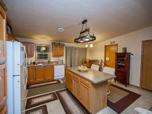 Bighorn River fly fishing - Lake bass fishing  - Waterfowling - Sleeps 2 - 8