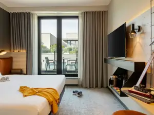 Moxy Brussels City Center