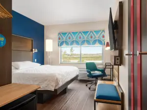 Tru by Hilton Milwaukee Brookfield