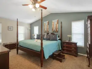 Tampa Bay Pool Home with Heated Pool