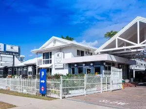 South Cairns Resort