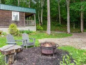 Acorn Cottage at Hocking Vacations