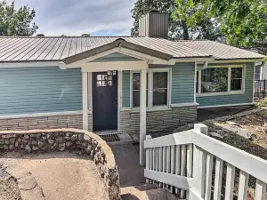 Dock, Deck & Boat Slip: Lakefront Eucha Home