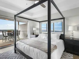 Emerald Bay Oasis Sleeps 6!