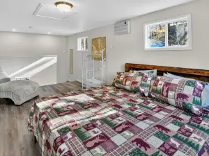 Mountain Escape Cabin With Hot Tub 1 Bedroom Cabin