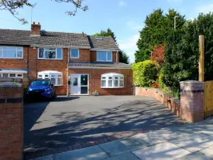 Upton Village Guest House