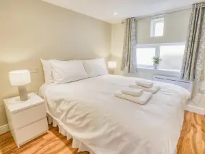 Superb City Center 2 Bed Apartment Free Wifi