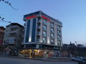 奧斯曼里奧姆塔酒店