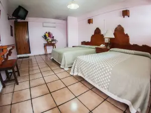Hotel Michelle
