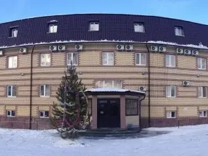 Hotel Complex 7 and I (2 Case)