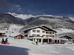 Catrina Lodge