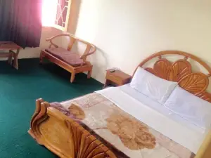 Miandam Guest House