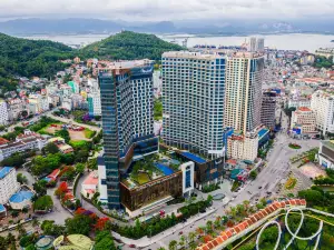 Mường Thanh Luxury Hạ Long Centre II (Former Mường Thanh Luxury Hạ Long Residence)