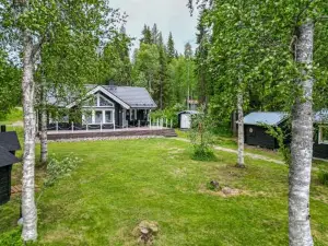 Lähderinne - 2 Bedroom Log Cabin, Private Beach, Wifi & Sauna