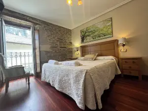 Hotel Caldelas Sacra-Pension Rustica 3 Estrellas