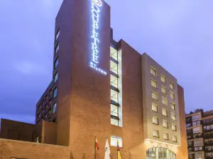 DoubleTree by Hilton Bogotá - Calle 100