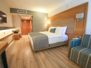 Aymira Hotel & Spa