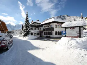 Garni Hotel Miklič