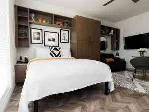Yugo Guest Suites