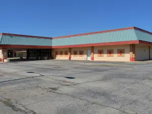 Countryside Inn & Suites