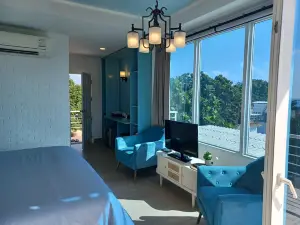 Koh Larn Riviera