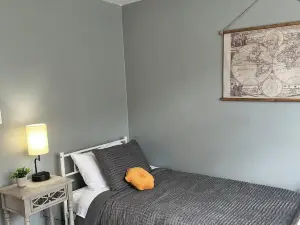 Charming 3-bedroom house, breweries! hiking! wineries! scenic routes! Fishing!