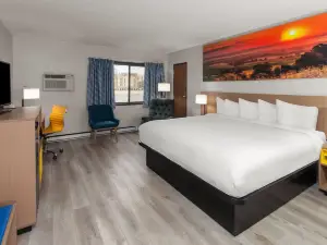 Days Inn by Wyndham Mason City