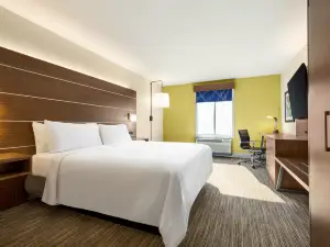 Holiday Inn Express & Suites Philadelphia - MT. Laurel