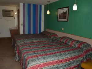Edgetowner Motel