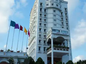 Joys Palace Hotel