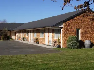 BK's Chardonnay Motor Lodge