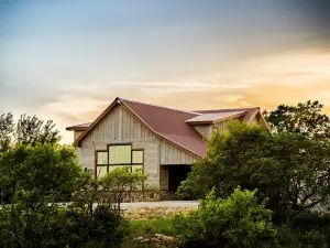 Lakefront Cedar Vale Lodge w/ Private Boat Dock!