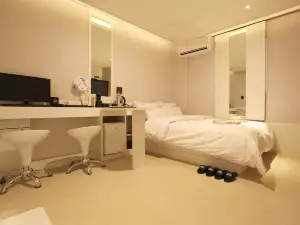 Myeonmok Choi Hotel