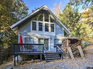 Gilford Cabin - 2 Mi to Gunstock Mountain Resort!