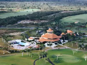 Renaissance Santo Domingo Jaragua Hotel & Casino