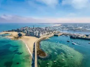 Maisonnette,100m Mer, Proche St Malo/Cancale, Wifi