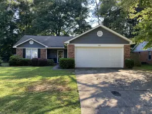 Beautiful home just minutes from Aiken’s most popular destinations