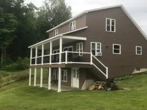 AMAZING! LAKESHORE HOME w/DOCK; Sleeps 7