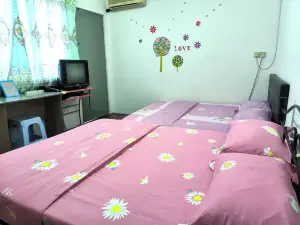 H Homestay Sibu - Semi D 1000Mbps (1Gbps) Wifi, Astro & Private Parking!