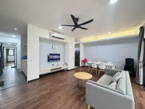 RTS - L12 ROXY Townhouse Sematan