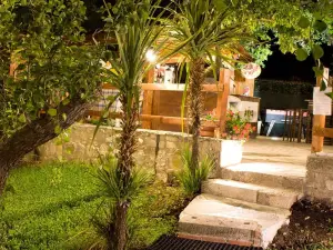 Antica Trattoria Bacco H&W
