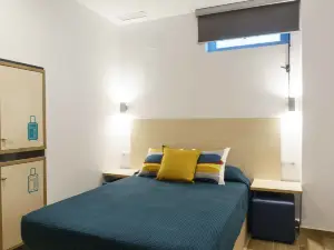 Take Surf Hostel Conil