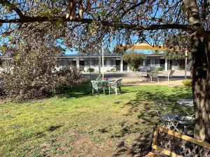 The Gazebo Place - Spacious 4 Bedroom Near Murray River