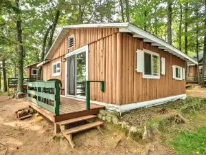 Cottage 2 - Hiller's Pine Haven