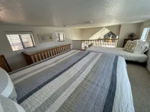 Oceanview Cabin 18 with Private Jacuzzi