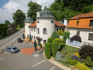 Hotel Zámeček Pod Hradem Starý Jičín 111