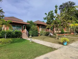 Sunrise Beach Kohyao Resort