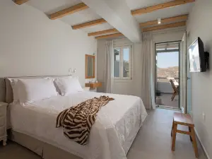 Castello Amorgos Suites