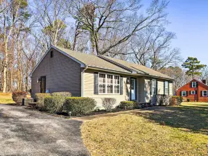 Tranquil Delmar Home ~ 7 Mi to Salisbury!