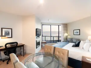Ocean Promenade Hotel